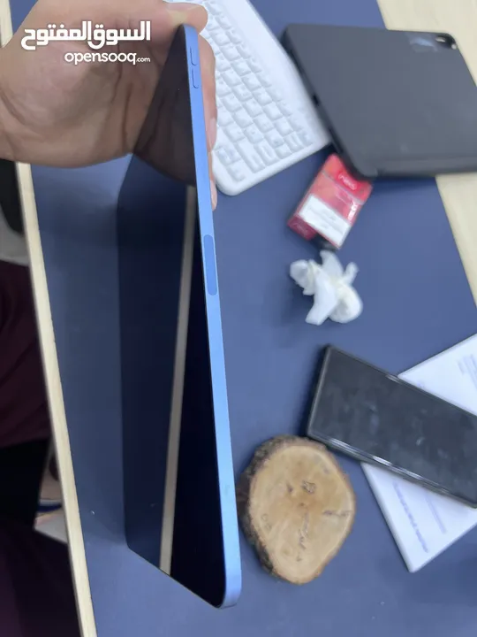 ايباد اير 5.    ipad air 5 الجهاز استعمال ممتاز ولا شخط