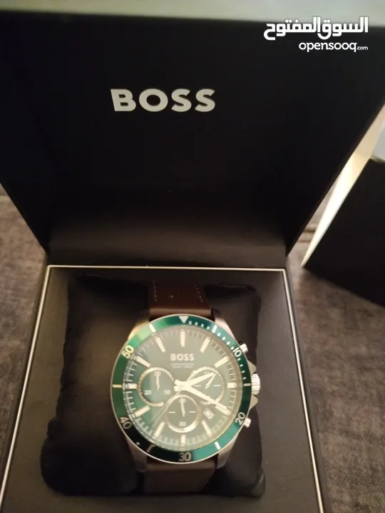 ساعة boss اصلية مستعملة