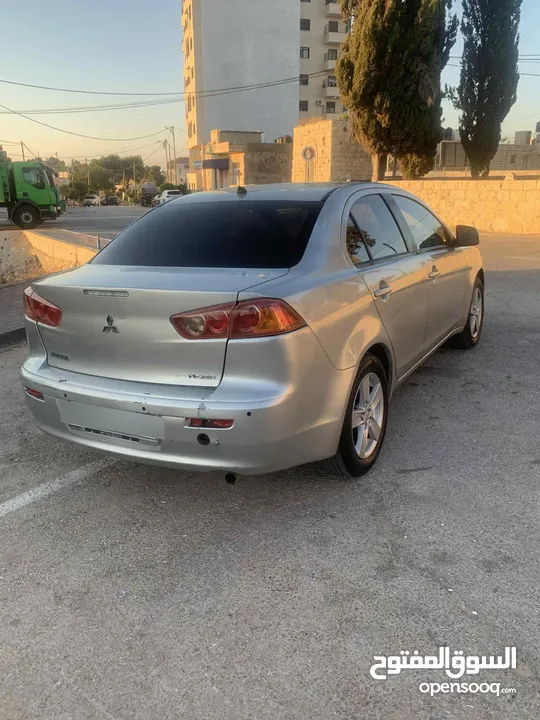 ميتسوبيشي لانسر 2012  اصل اسكرا ضفه  لون سكني  تحكم  كشافات زينو  جنط مغنسيوم تعتيم فرش جلد اصلي  مس