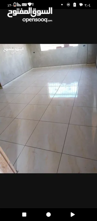 معلم بلاط السيراميك وبورسلان