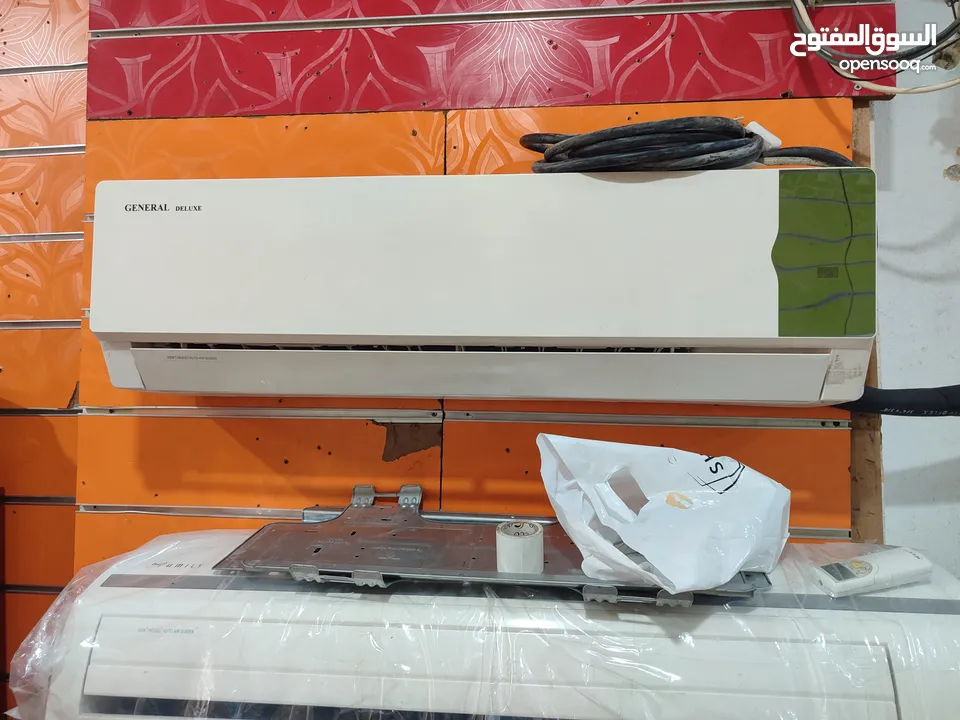 مكيفات طن ونص/ عادي، في حالة ممتازة شامل التركيب