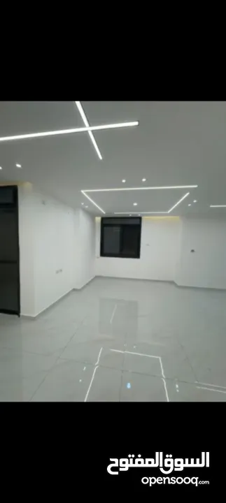 شقتين للبيع في عين مصباح طابق اول فوق الشارع مساحه كل شقه 180متر