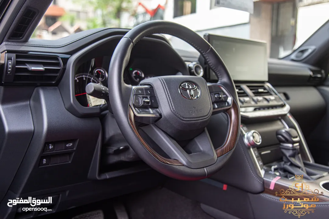 Toyota Land Cruiser Gx-r 2023 twin turbo وارد و كفالة الشركة