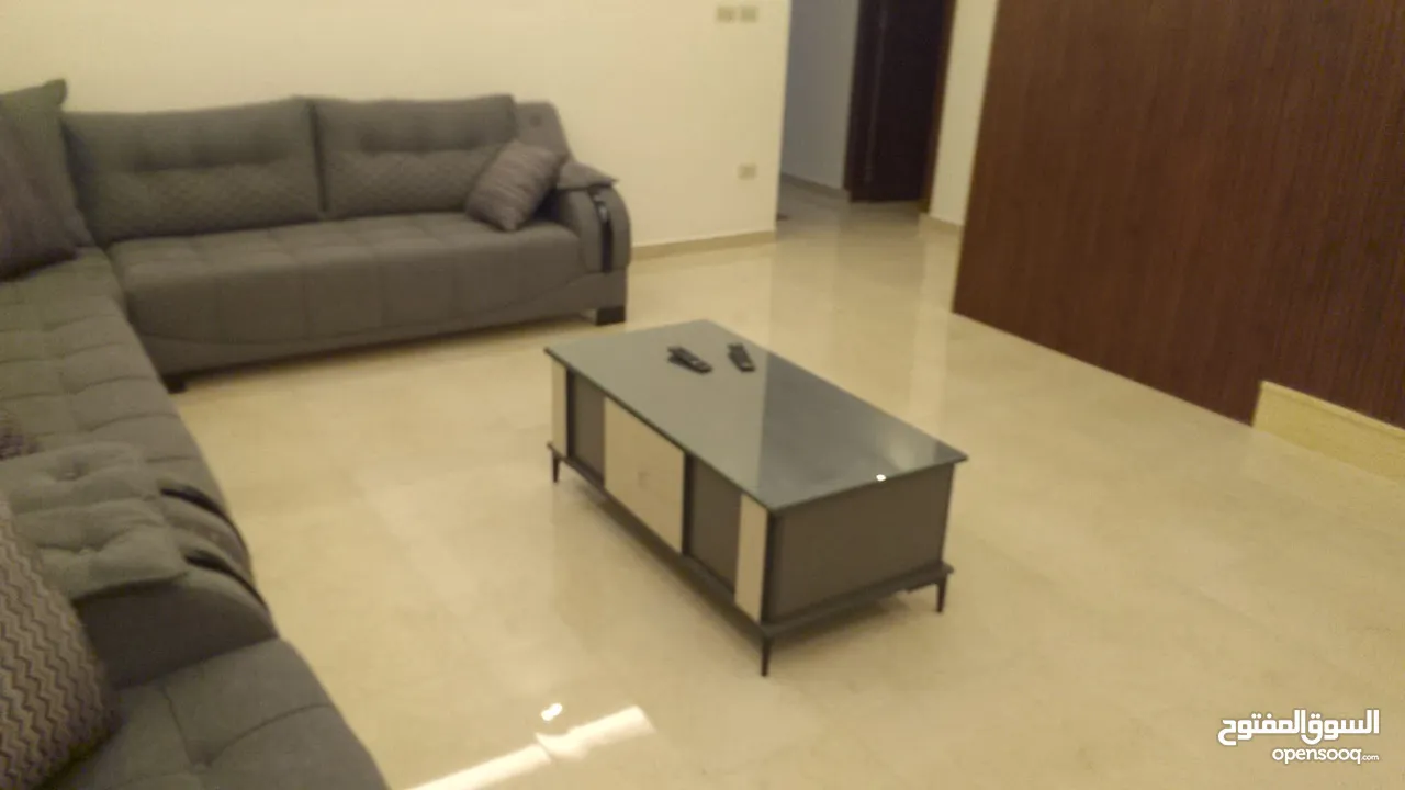 شقة مفروشة للايجار في شارع الجامعة