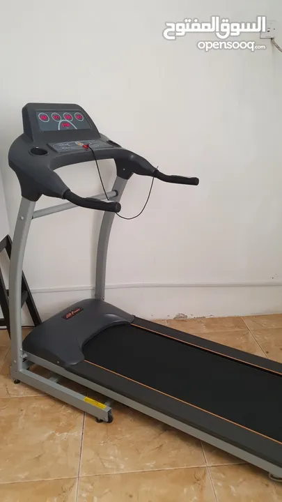 Life power Treadmill