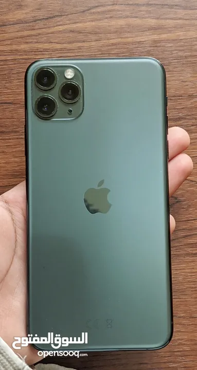 قابل  iPhone 11 Pro Max