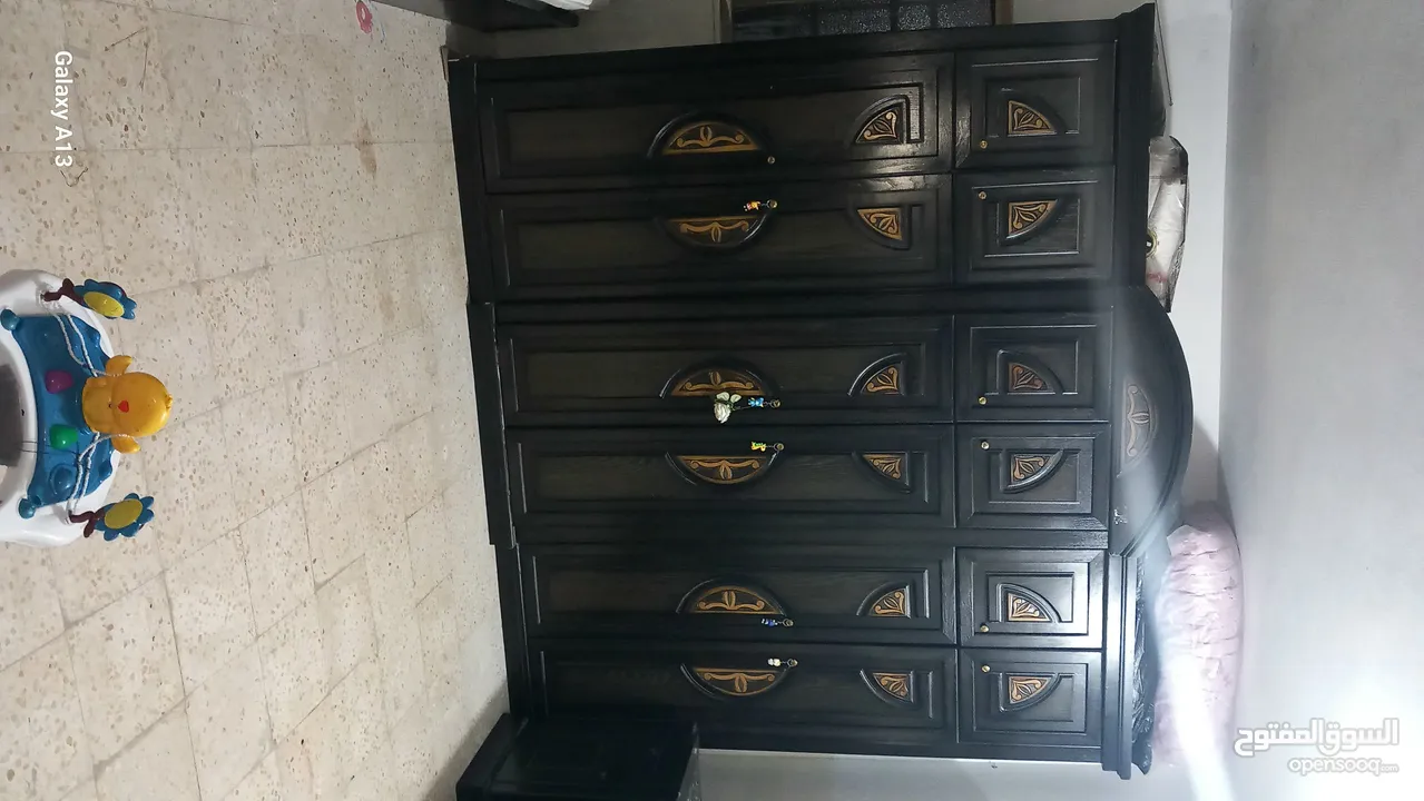 غرفه نوم كامله البيع بداعي سفر