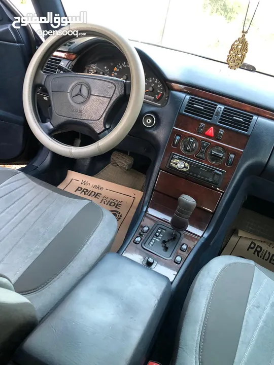 للبيع مرسيدس  E230