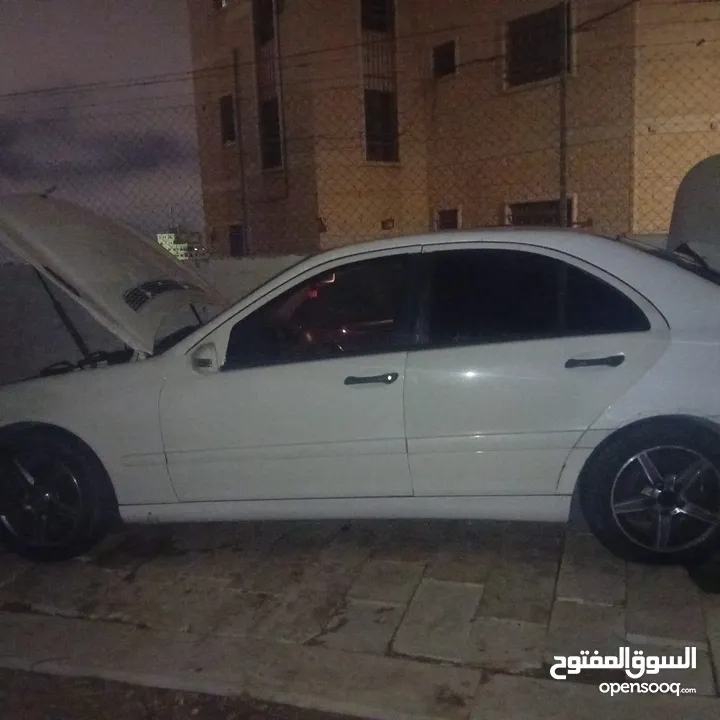 مرسيدس بسه للبيع