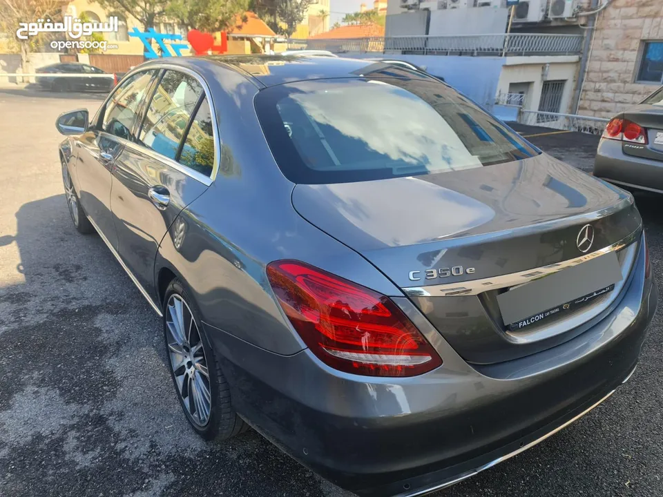 مرسيدس C350e بحالة الوكالة