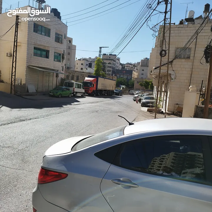 محل تجاري للبيع في عين سارة