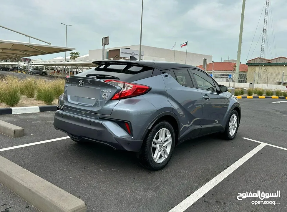 تويوتا  HYBRID  C-HR 2022 العداد 31 السعر 4900