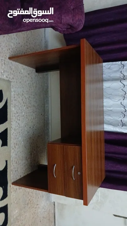 مكتب جديد لم يستعمل بعد بني بحالة الوكالة
