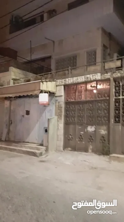مخزن للبيع على شارع قرب مستشفى الوطني