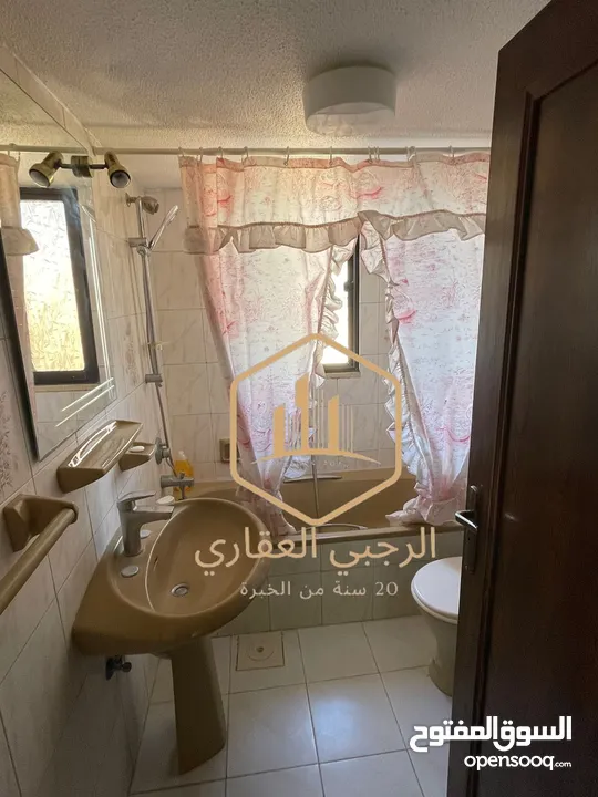 شقة / للايجار / مفروش / ارضية / الجاردنز