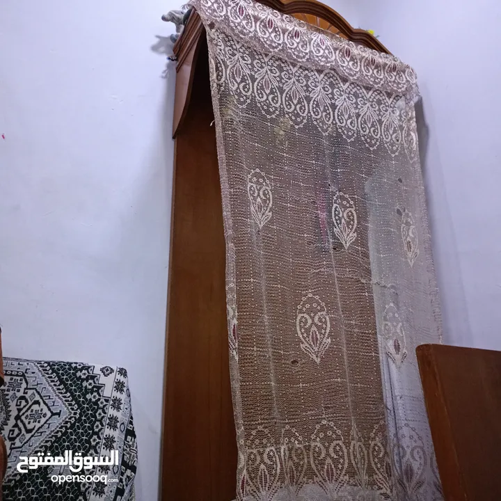 غرفه نوم اقرة الوصف