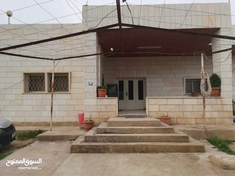 بيت مستقل ع شارعين فرعي ورئيسي