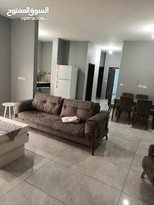 شقة مفروشة للايجار بلدة دار صلاح عالشارع الرئيس