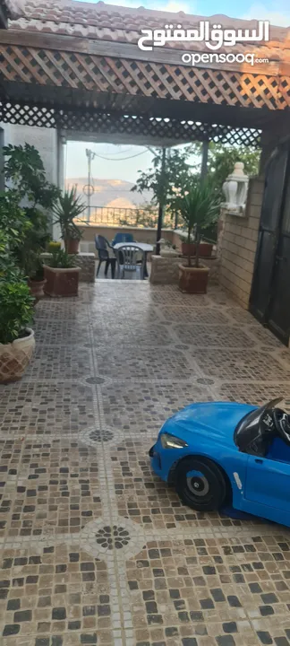 بيت مستقل مع ارض  للبيع بسسب السفر