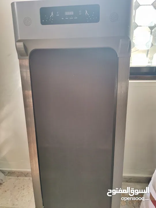 جهاز مشي بسيط (Treadmill) بحالة الجديد للبيع
