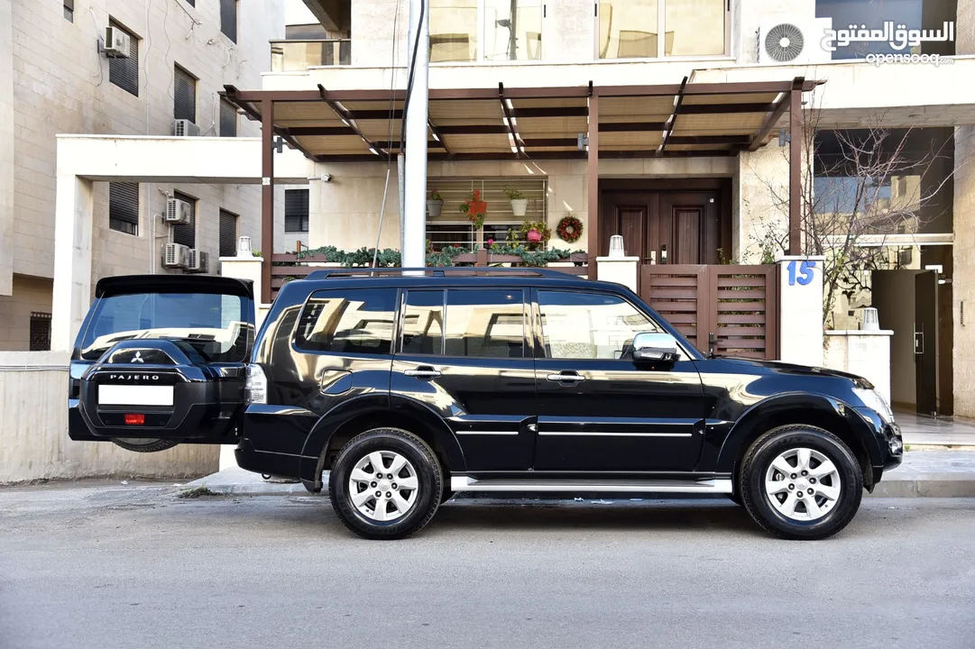 2016 Mitsubishi Pajero GLS V6 3.8L