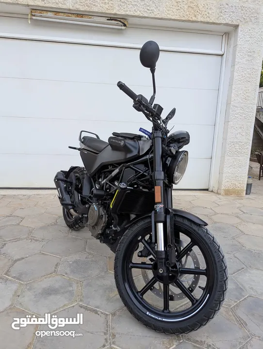 Husqvarna Svartpilen 250cc 2022
