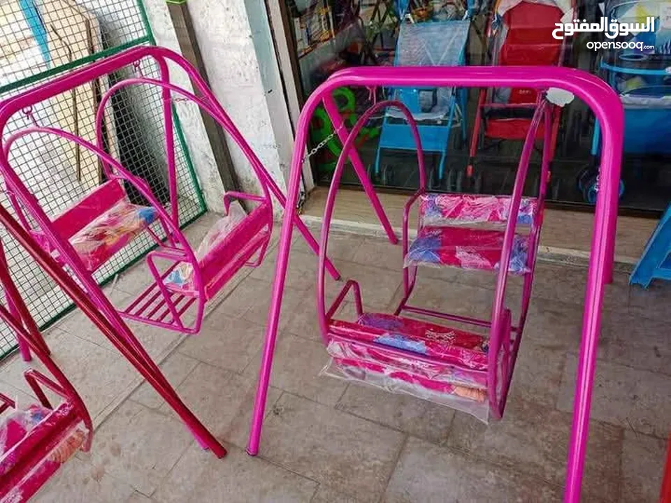 مرجيحة مزدوجة للاطفال   تمنح الطفل جوا من المتعة واللعب  مرجيحه حديد بمواصفات عاليه وتصنيع