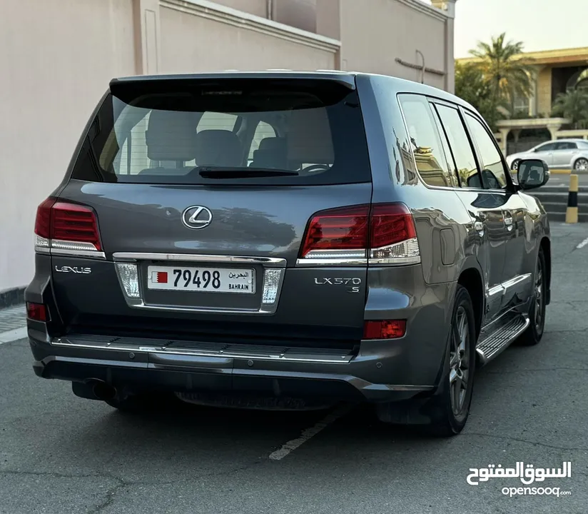 Lexus LX570 2014