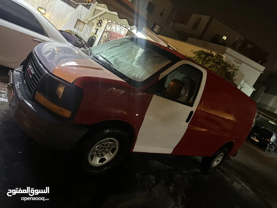 البيغ فان 2007GMC قابل للبدل مع سياره صغيره السياره بحالة ممتازه قير و مكينه100/100 مسجل مبيم