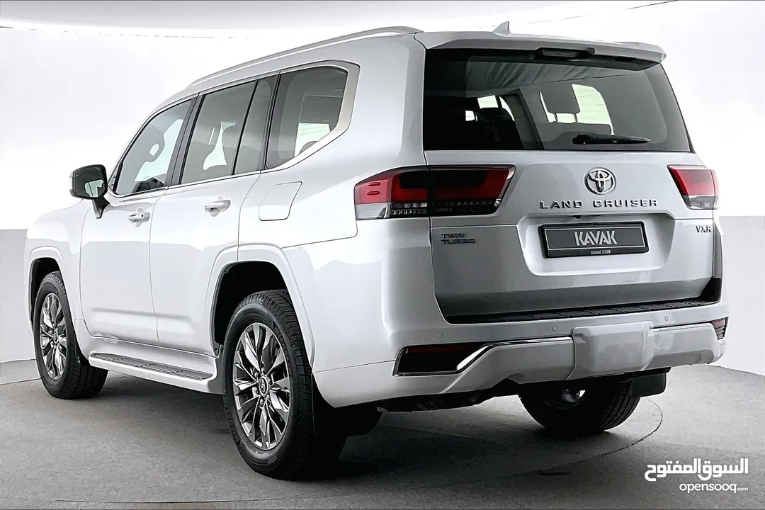 2022 Toyota Land Cruiser VXR  • Big Price Drop • Manufacturer warranty till 01-Jun-2025 • 361621