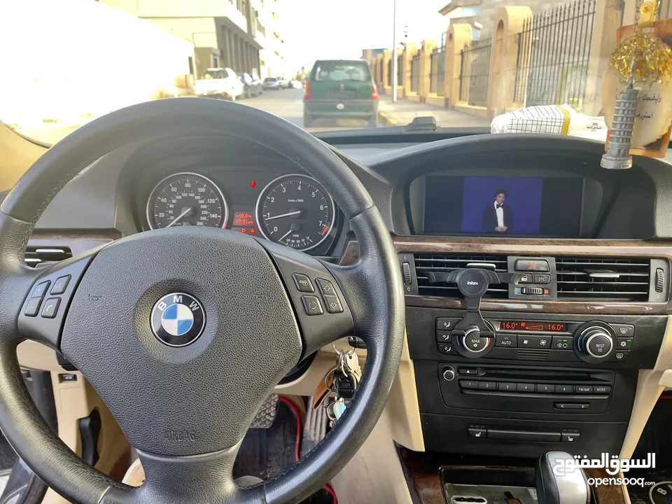 BMW e90 328 2011 فل الفل