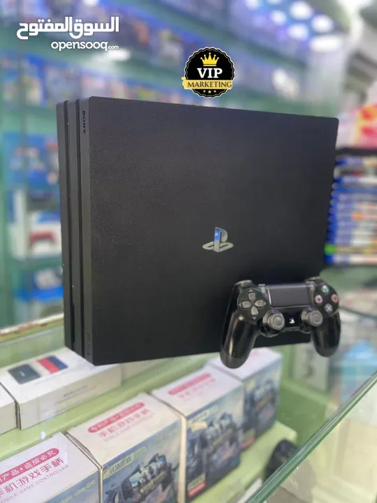 بلاستيشن 4 برو 1000جيجا  مع يد اصلية وجميع وصلاتها