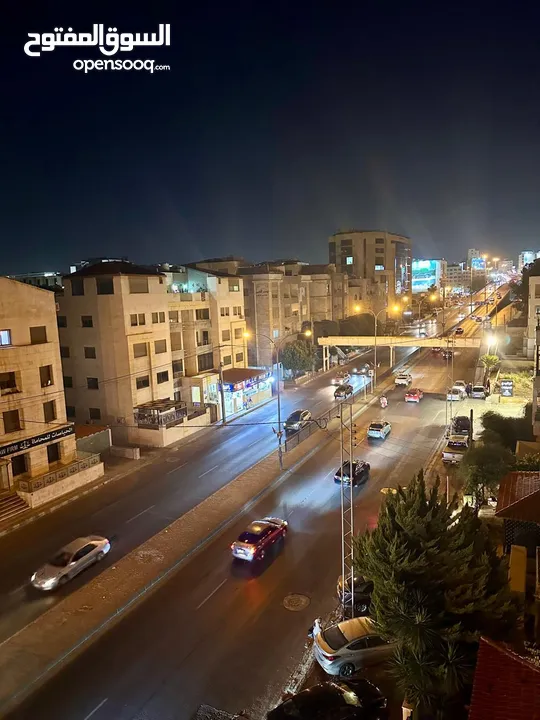 شقة مفروشة ( روف ) للايجار الشهري واليومي من المالك مباشر في شارع المدينة المنورة موقع حيوي