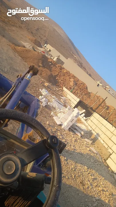 جرافه للأجار جرافه اكبيره +صغيره+قلابات مداحل
