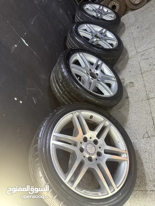 جنط مرسيدس w204 AMG  جنط بحالة ممتازه لا كسور ولا خشوط بحالة ممتازه حجم جنط 17 امامي رفيع خلفي عريض
