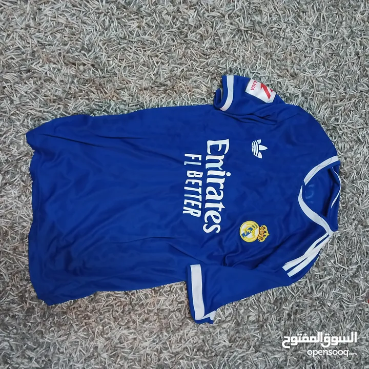 تيشيرت ريال مدريد 25/26 xl ب10