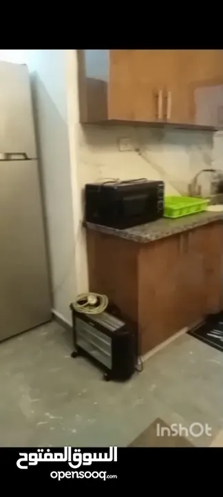 شقه للايجار الشرفه مع ساحه ومدخل خاص ؛ عرسان او موظفات