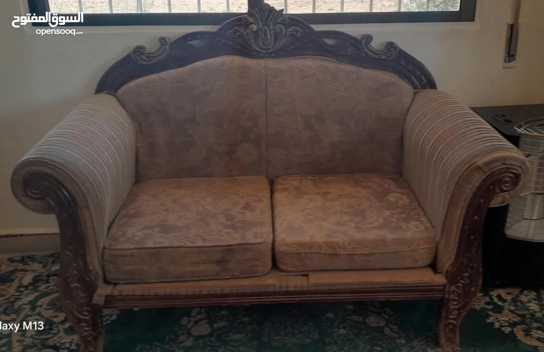 طقم كنب 9 مقاعد مع سجاد