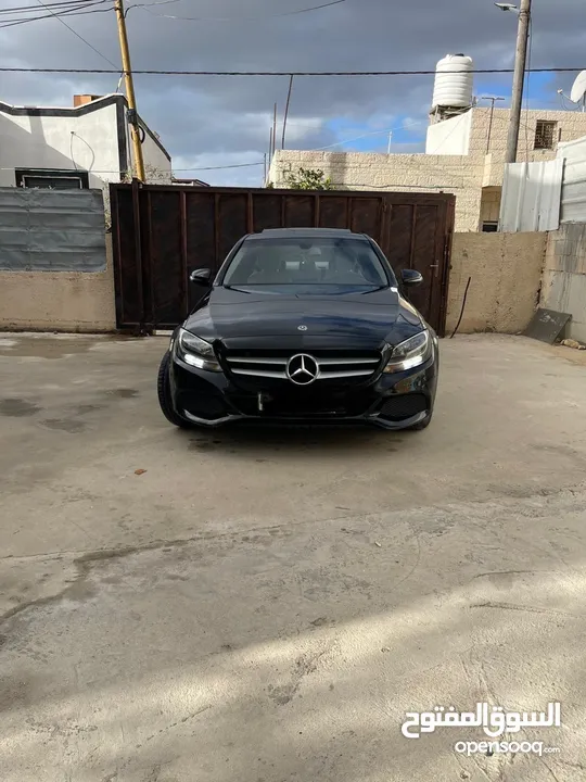 اصل غرغور عداد 70 الف موديل 2017 كراسي كهربا فتحة حساسات امامي خلفي اصطفاف ذاتي تحكم ستيرنج والعديد