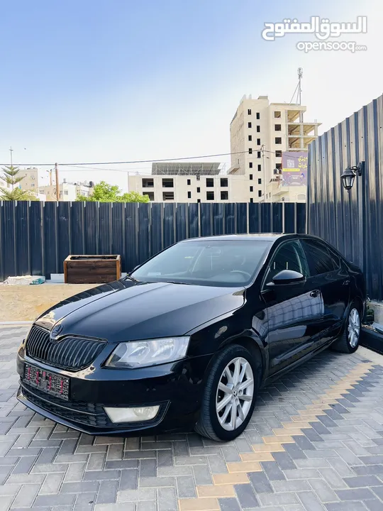 سكودا اكتاڤيا صالون 2014