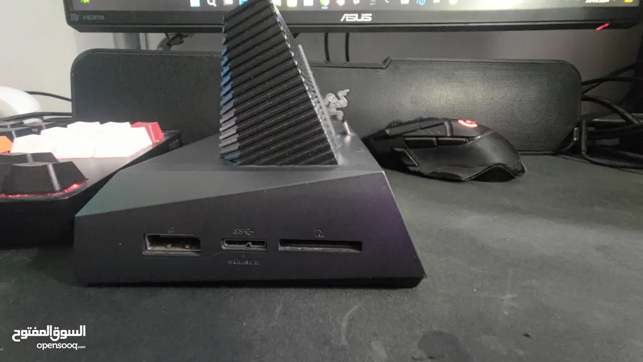 Asus ROG phone 2 and 3 dock station