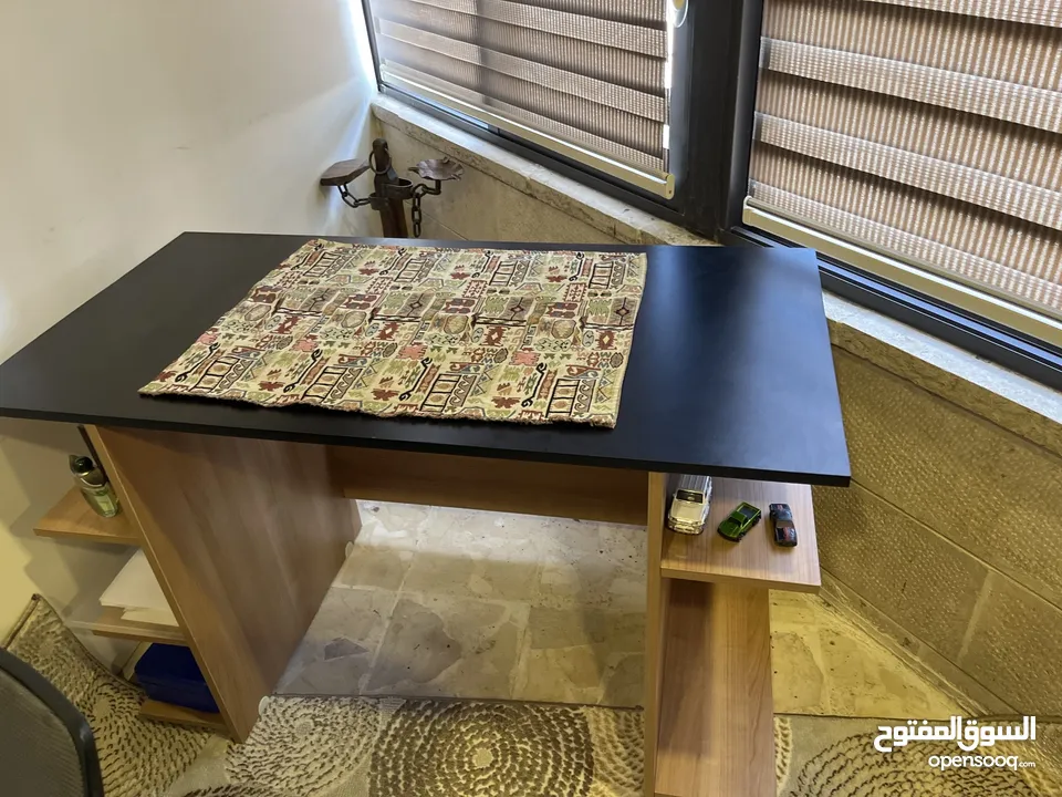 طاولة مكتب او قيمينق بسعر 45