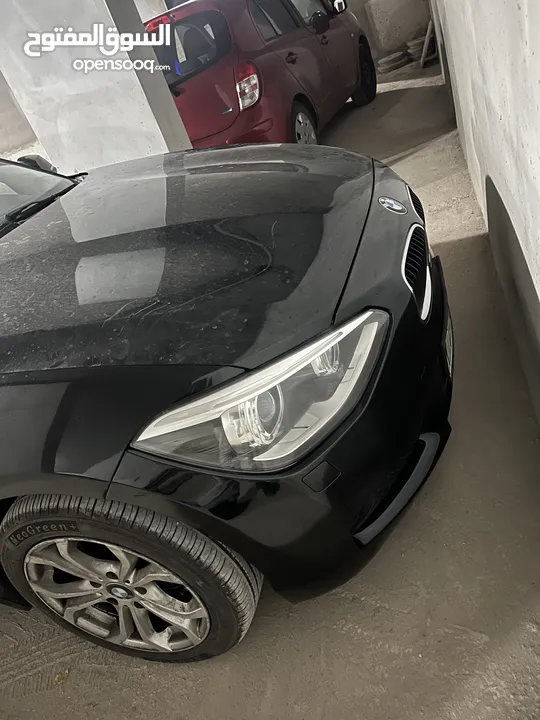 سيارة بي ام دبليو المانية من طراز BMW 116i  موديل 2016 وترخيص 2015 للبيع المستعجل بسبب التجديد