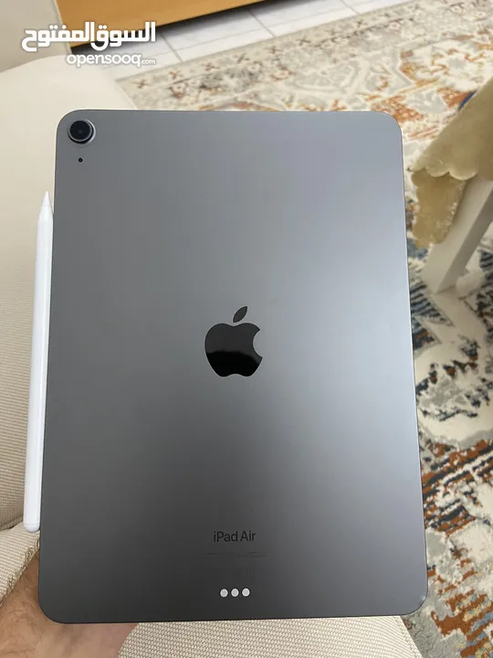 Ipad Air 5 (under apple Care +) +pen