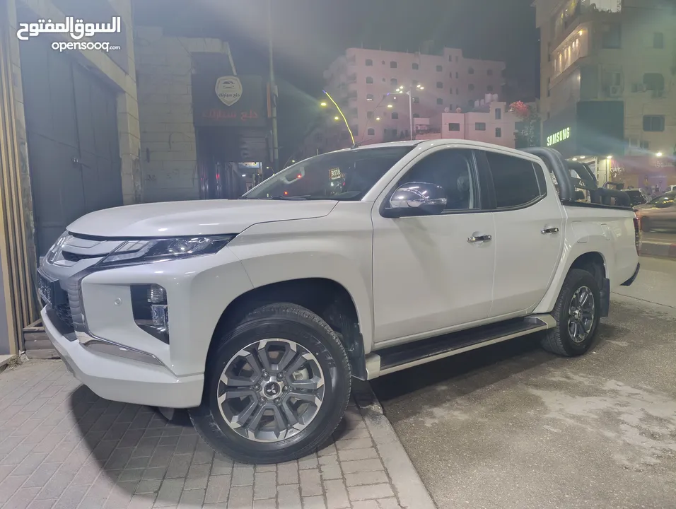 ميتسوبيشي تندر آخر كمية وآخر الوان