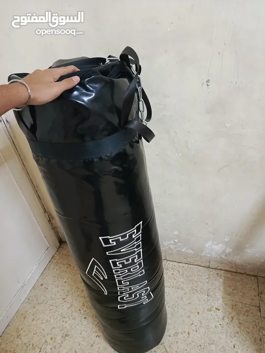 كيس ملاكمة Everlast للبيع