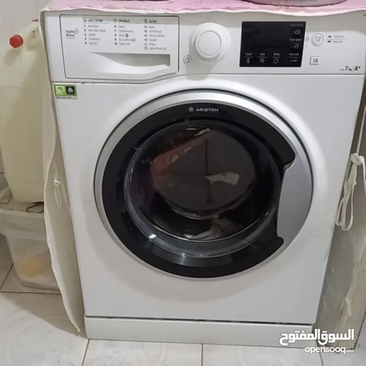 ثلاجتين وغساله فل وطقم كورنر بحاله جيده جدا