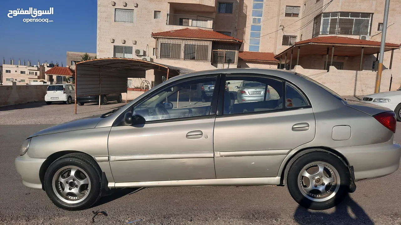 كيا ريو  موديل 2001 للبيع