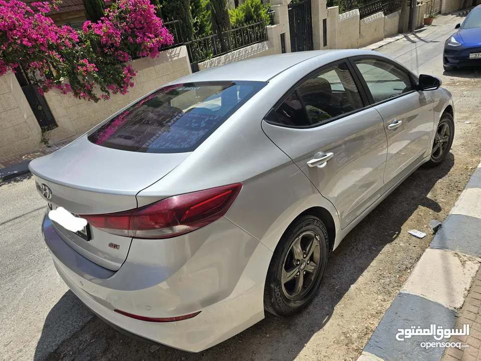 هونداي أفانتي Gdi 2017 فحص كامل بحالة ممتازة وارد كوريا استخدام شخصي لسيده