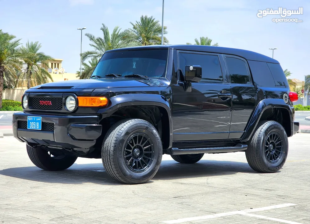 2008 Toyota Fj Cruiser / Liftkit / Upgraded suspension / Original Paint / New Tyres.